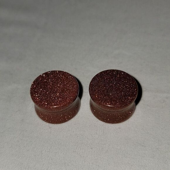 ⅝ plugs  - Picture 1 of 3